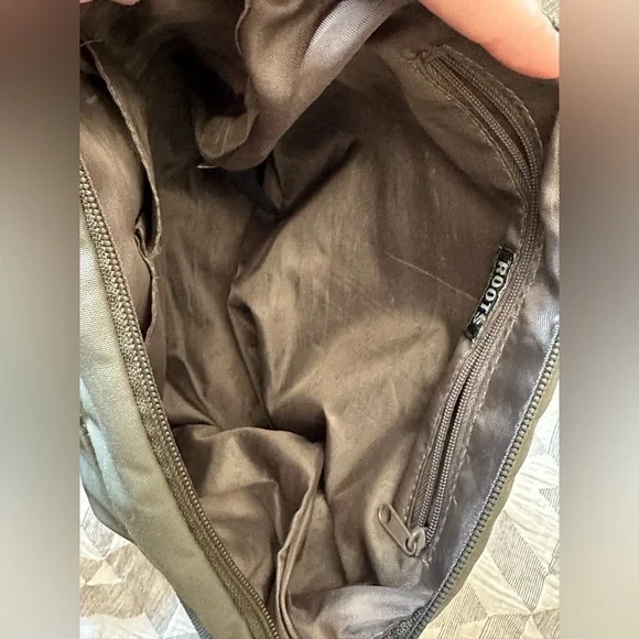 Roots nylon crossbody bag - Picture 4 of 6